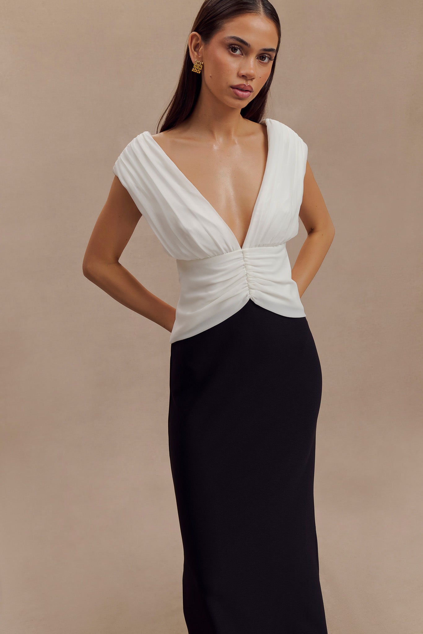 Vestido maxi Monique Contrast - Negro