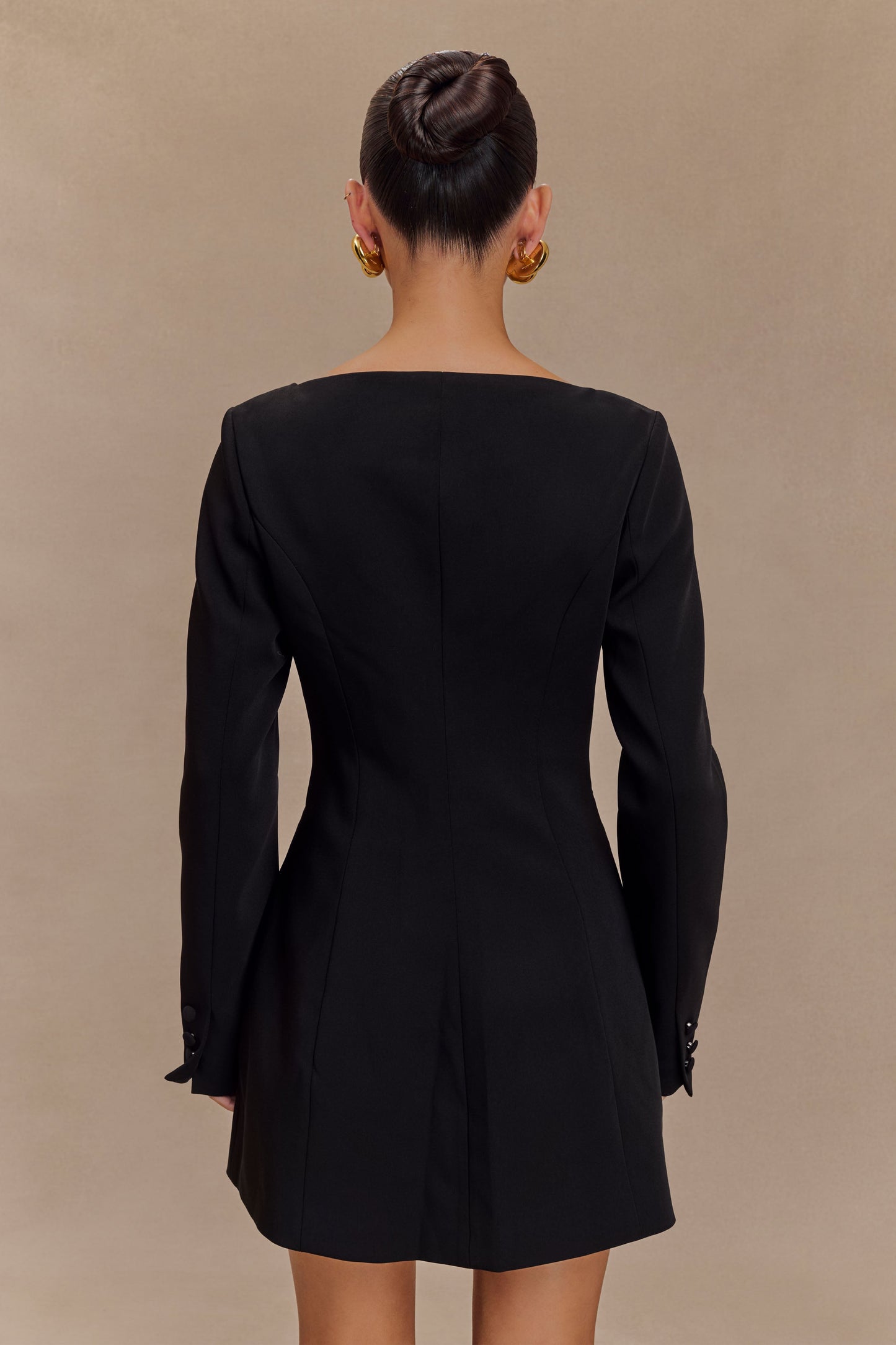 Vestido Mini de Sastre en Cuello de Barco Jolie - Negro