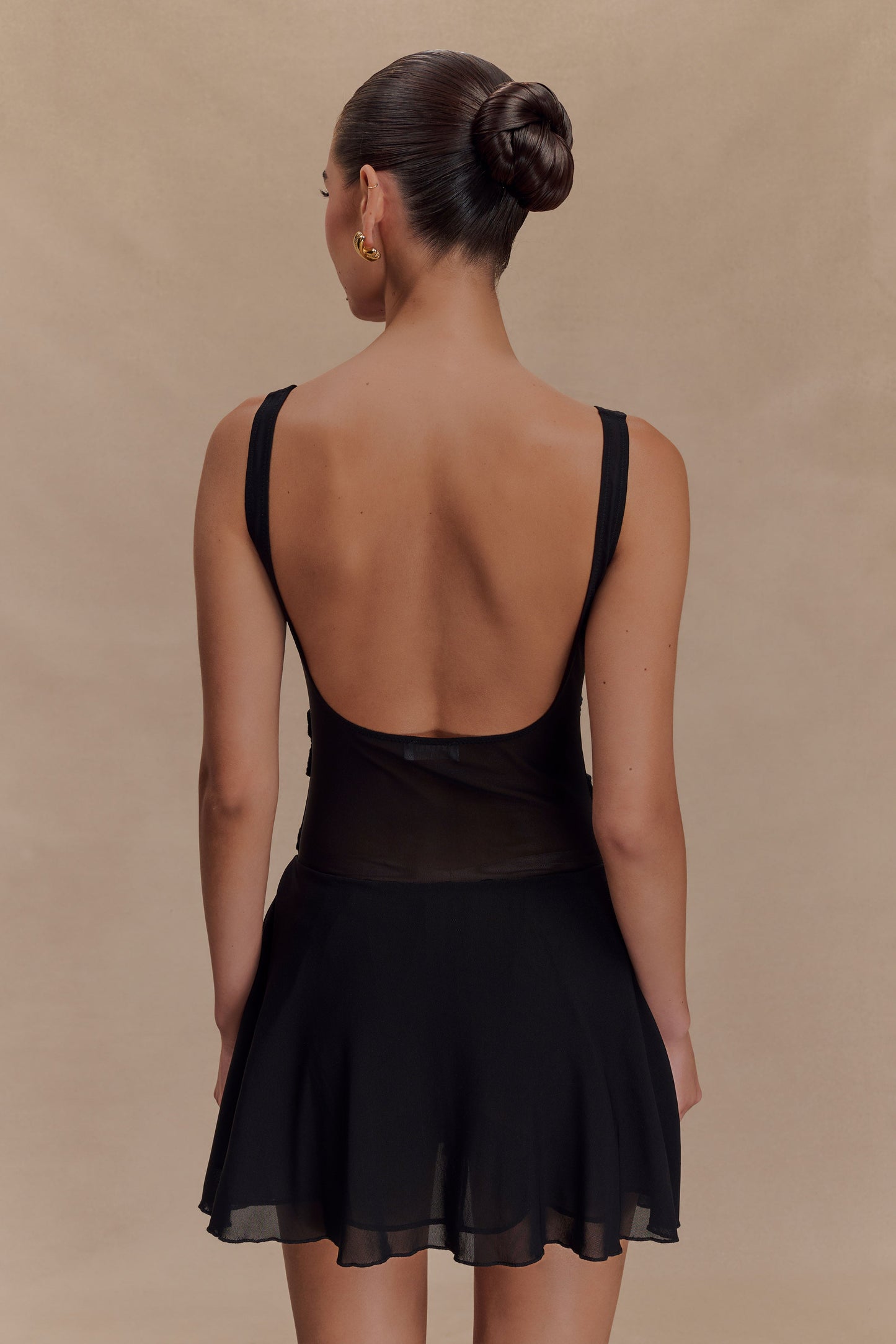Vestido Mini de Malla Melanie con Flores - Negro