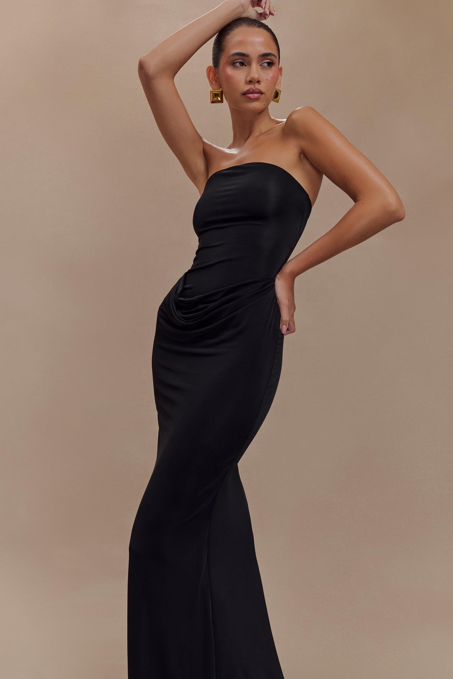 Vestido largo sin tirantes Madison Slinky - Negro