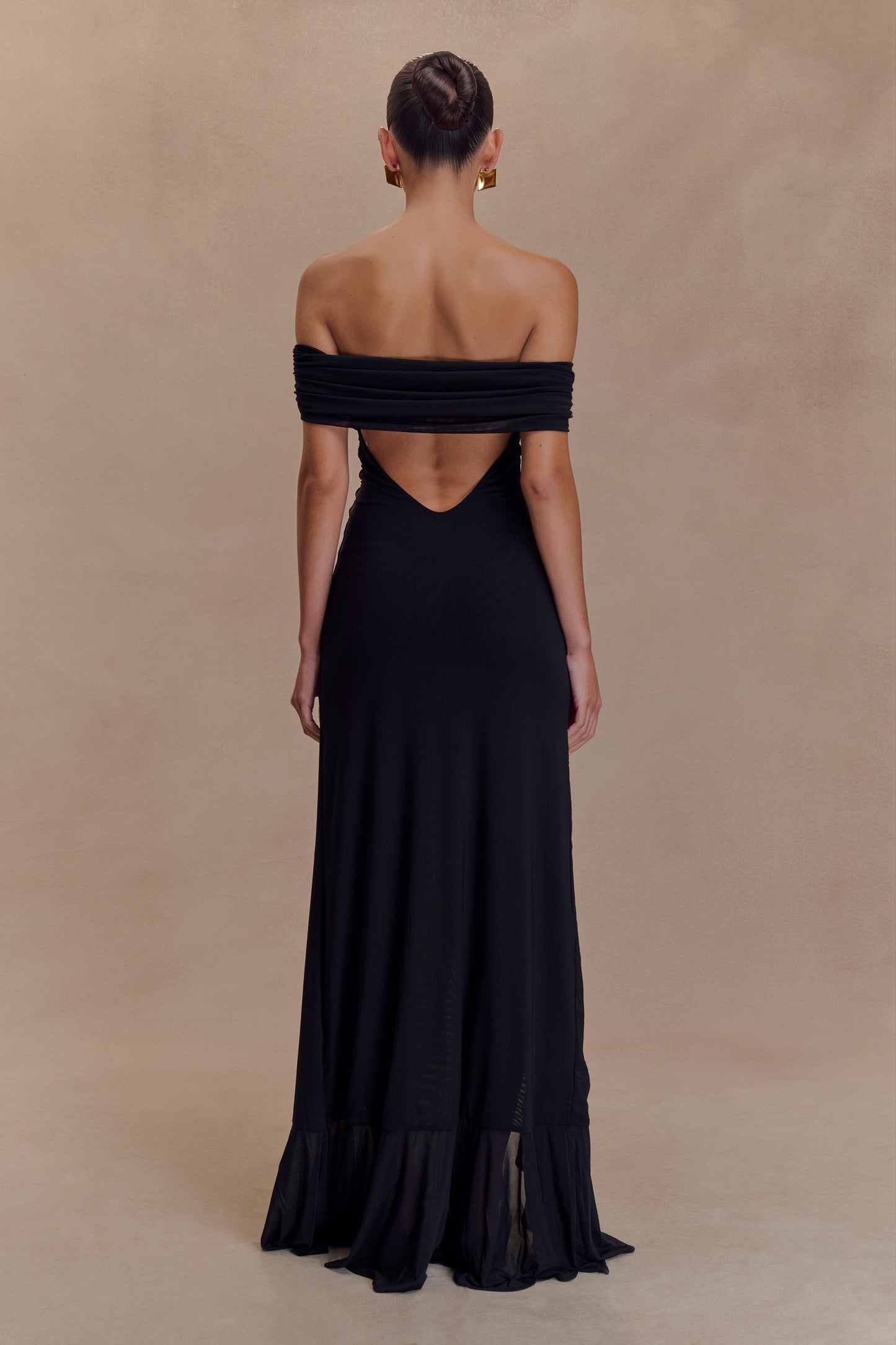 Vestido largo con malla y hombros descubiertos Audrey - Negro