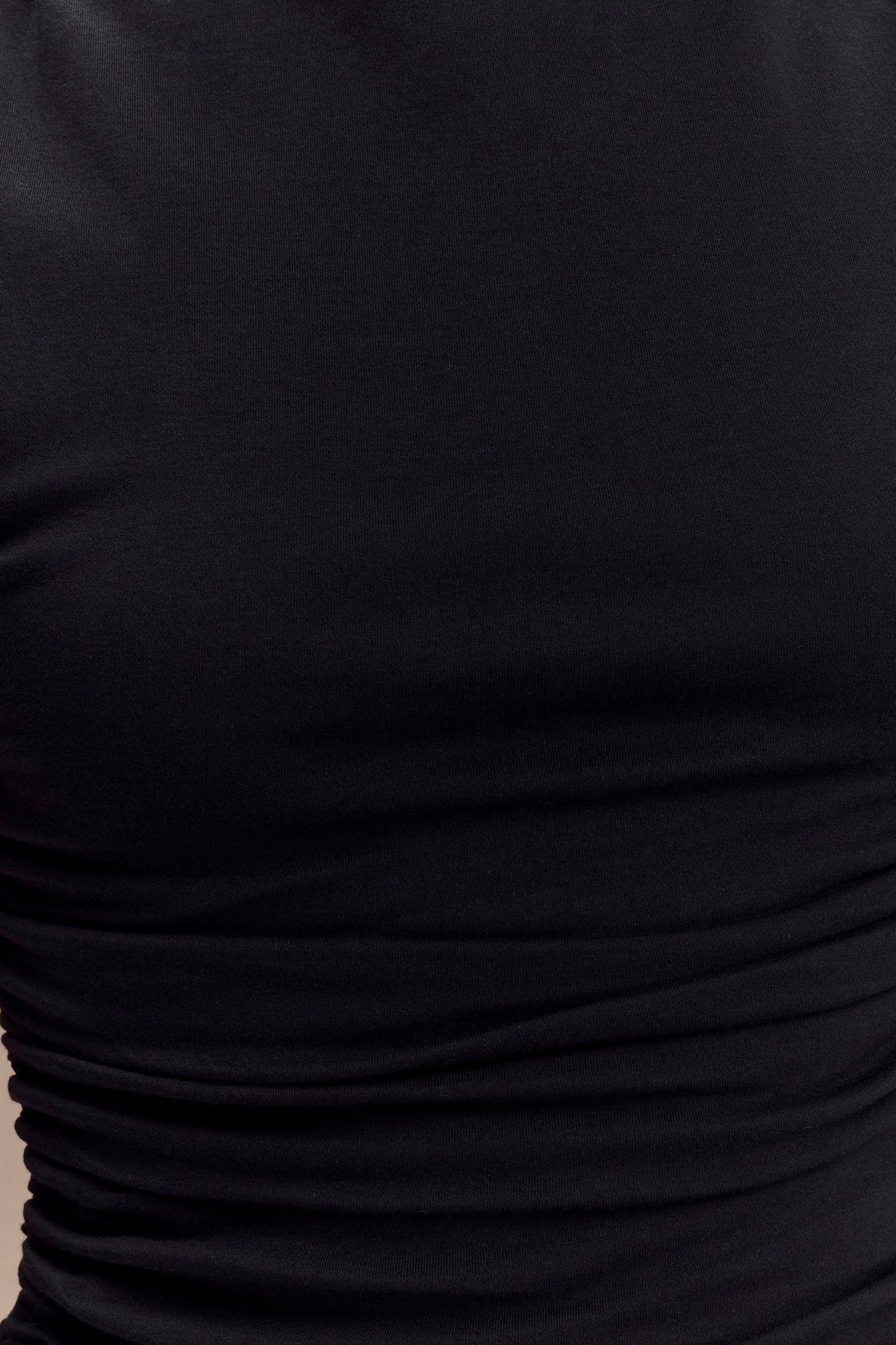 Vestido maxi negro con cuello alto y sin mangas Elliot