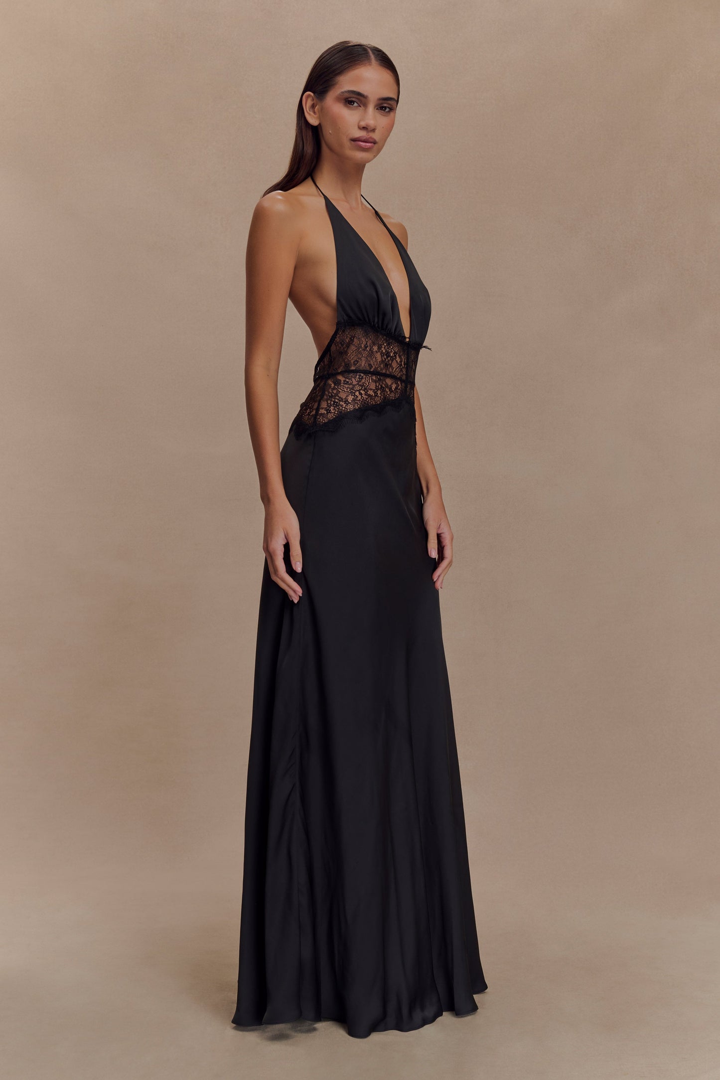 Vestido largo de encaje y satén Dinah - Negro