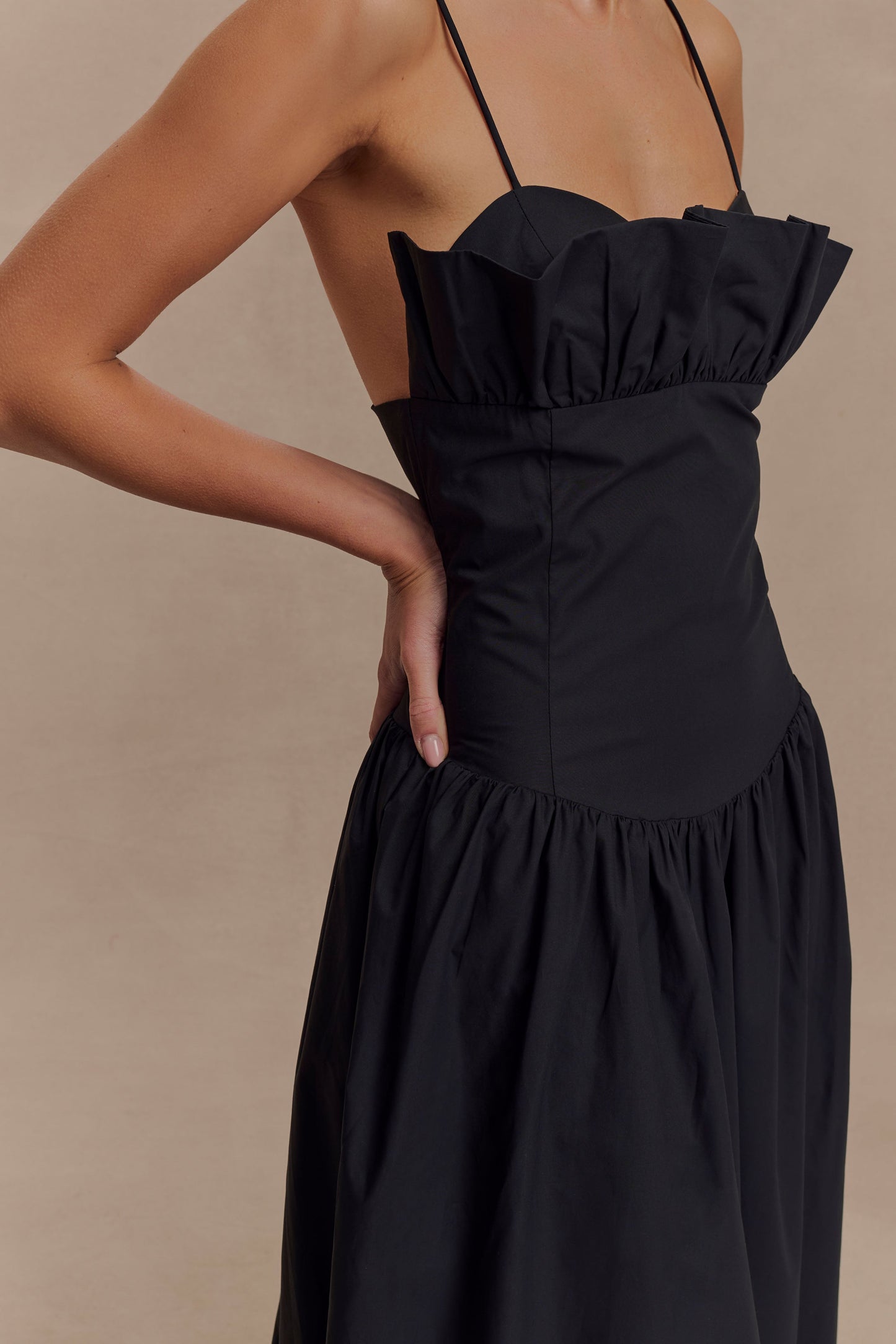 Vestido Maxi con Volantes Janis Cotton - Negro
