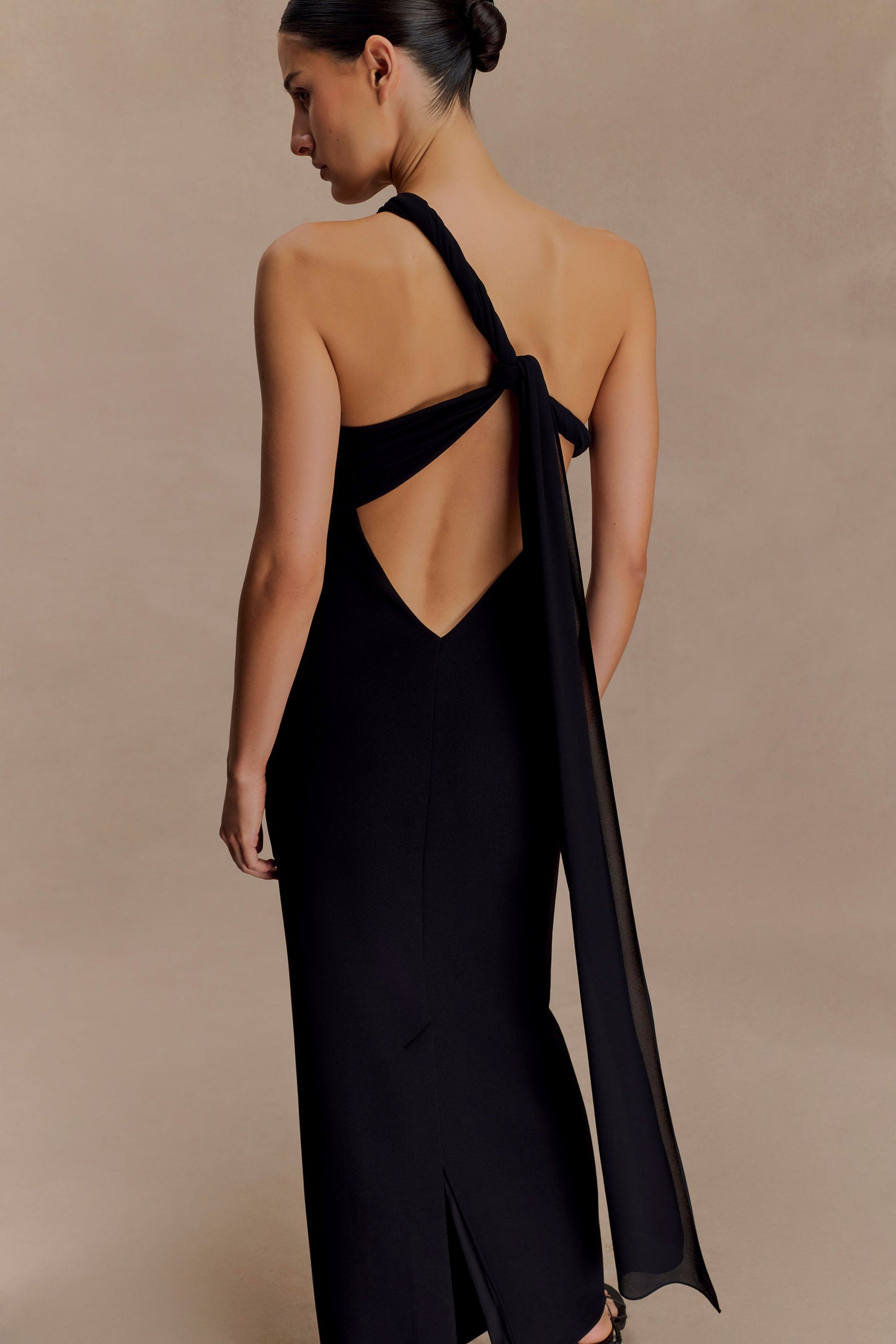 Vestido maxi de crepé con nudos Philippa - Negro