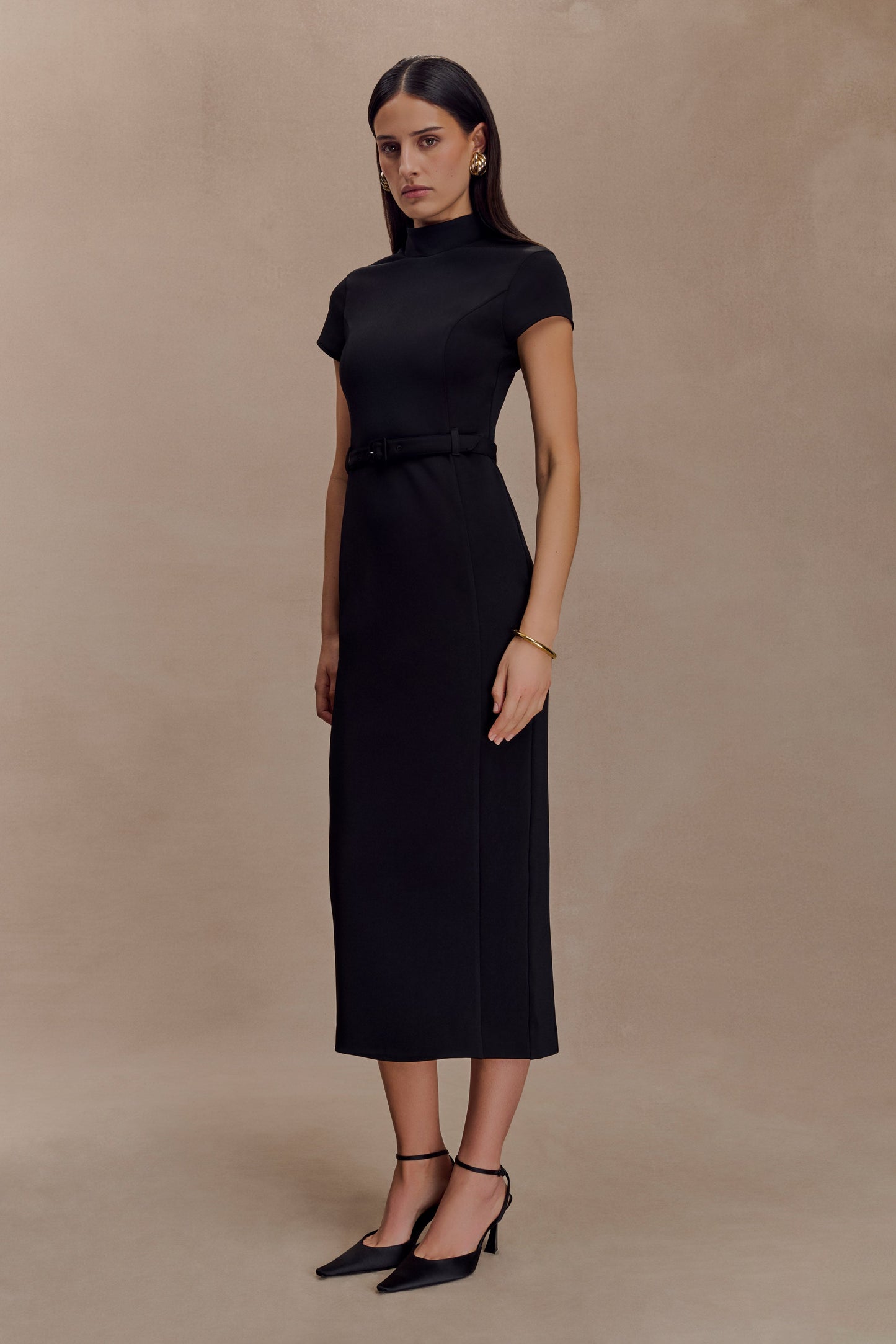 Vestido midi de crepé de manga corta Arwyn - Negro