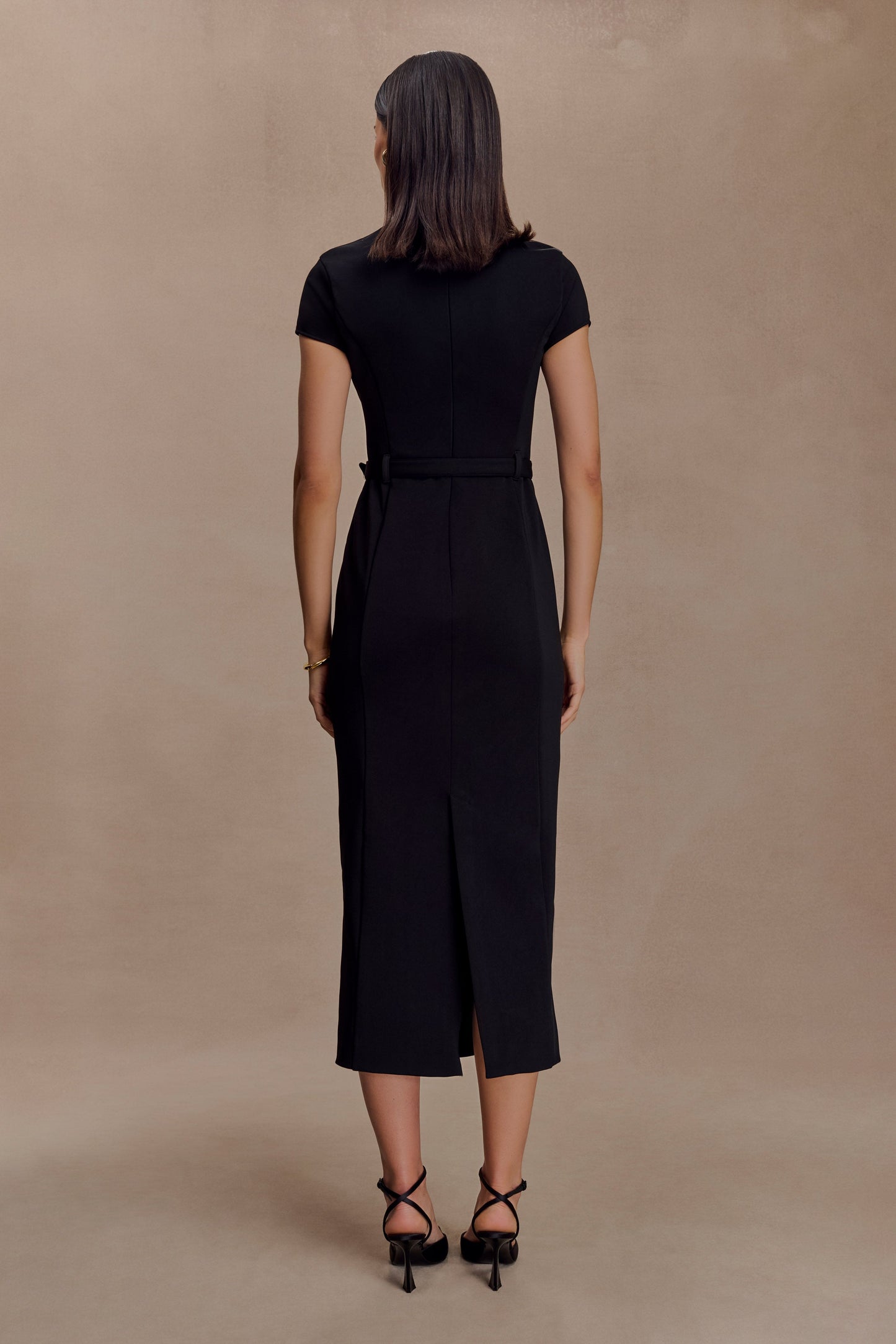 Vestido midi de crepé de manga corta Arwyn - Negro