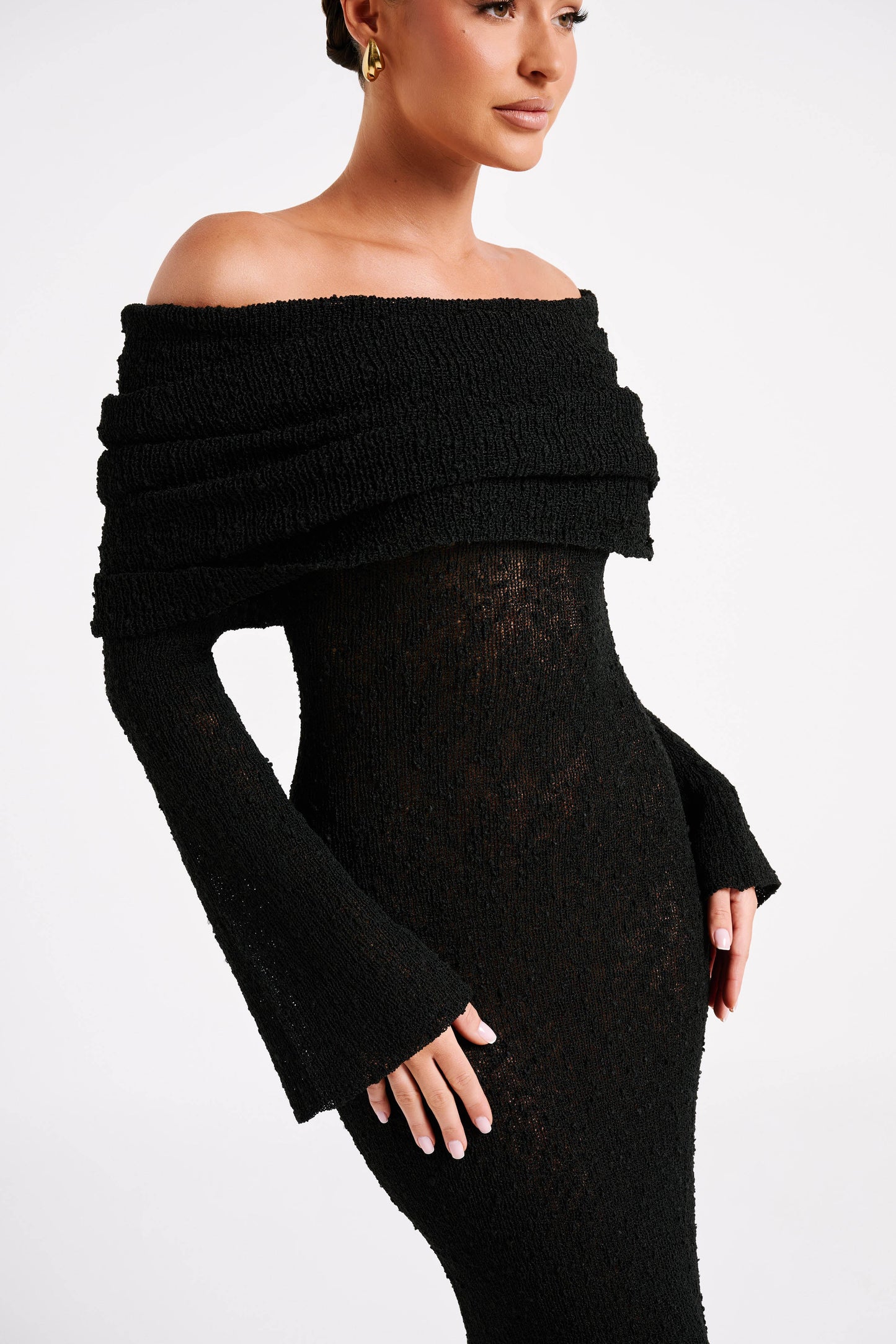 Vestido largo de boucle con hombros descubiertos Marisol - Negro