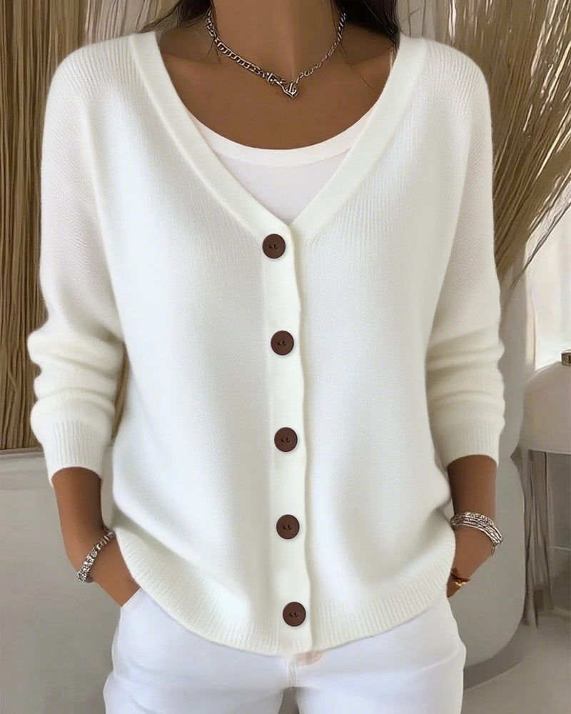 Pull con cuello y botones Características