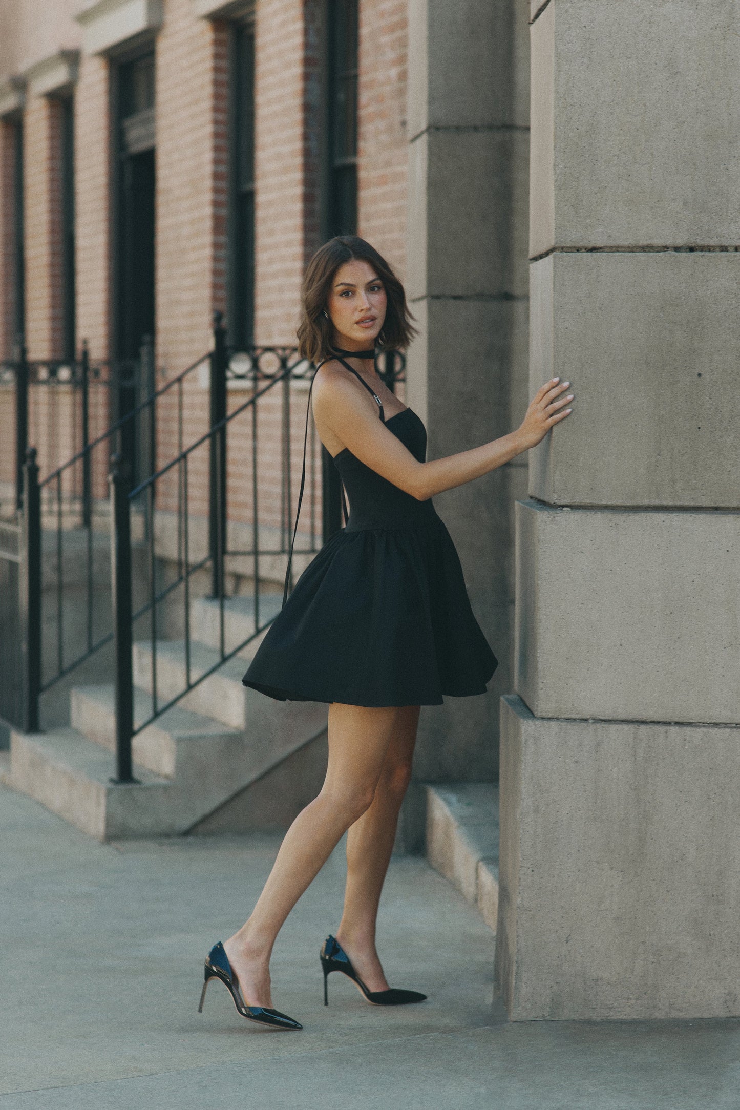 Vestido mini halter Ruby - Negro