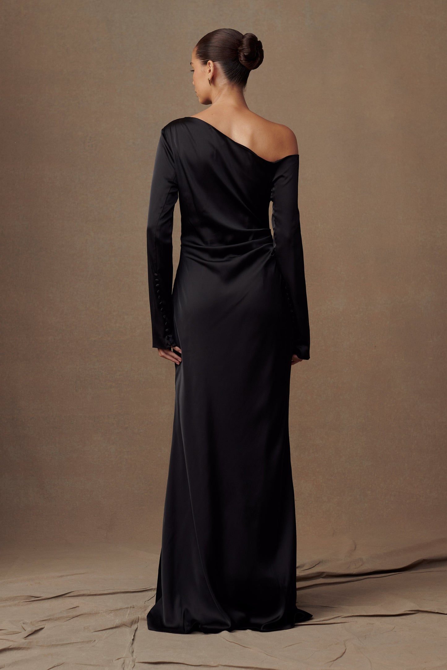 Vestido largo de manga larga Avery - Negro