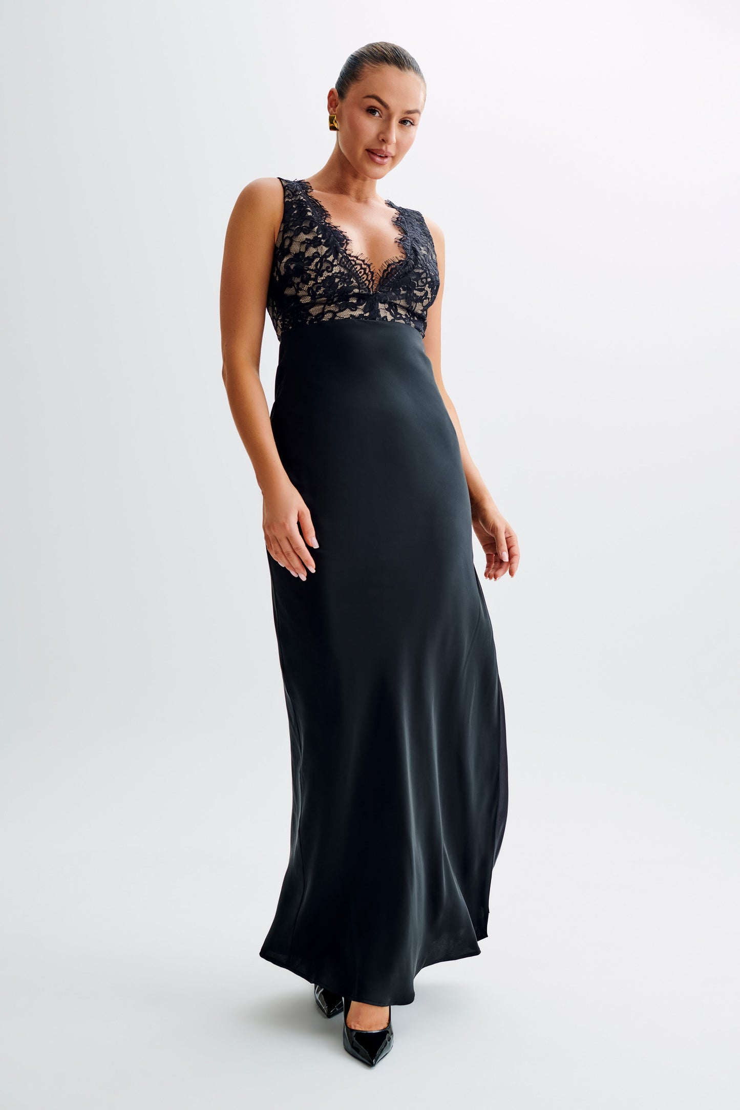 Vestido largo de satén y encaje Ricci - Negro