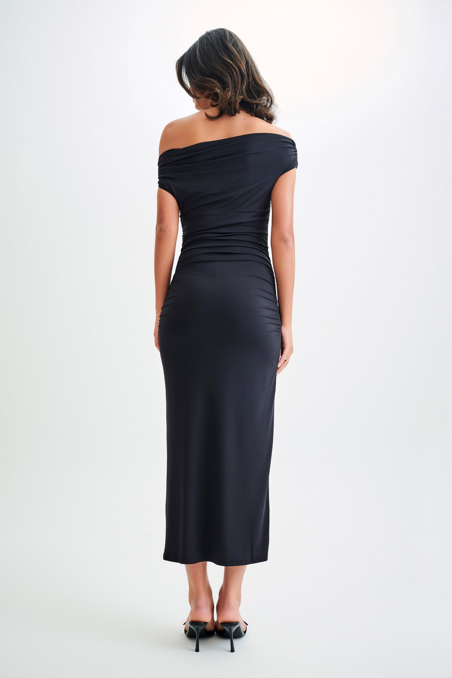 Vestido midi de nylon reciclado Alayna - Negro