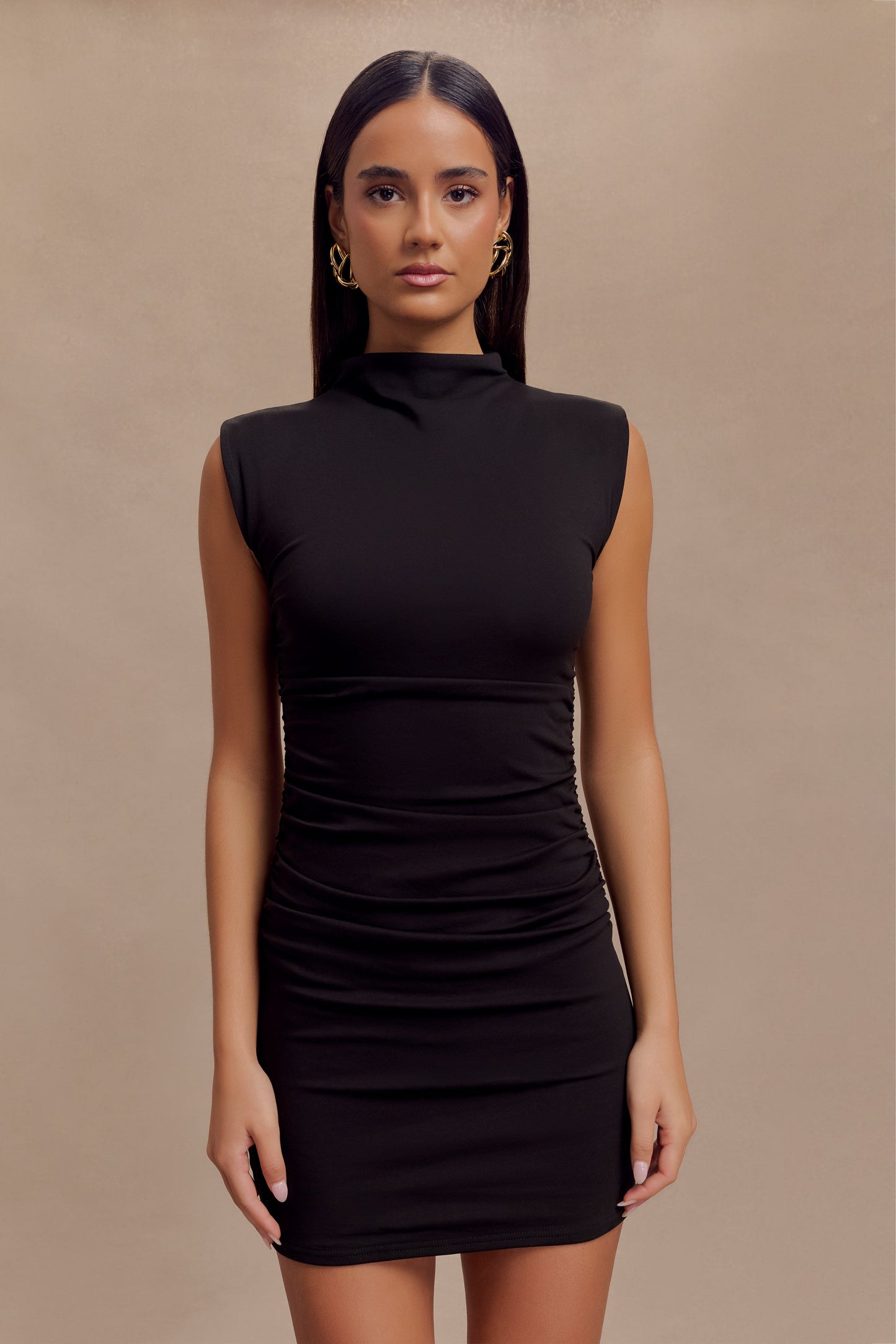 Vestido mini sin mangas con cuello alto Elliot - Negro
