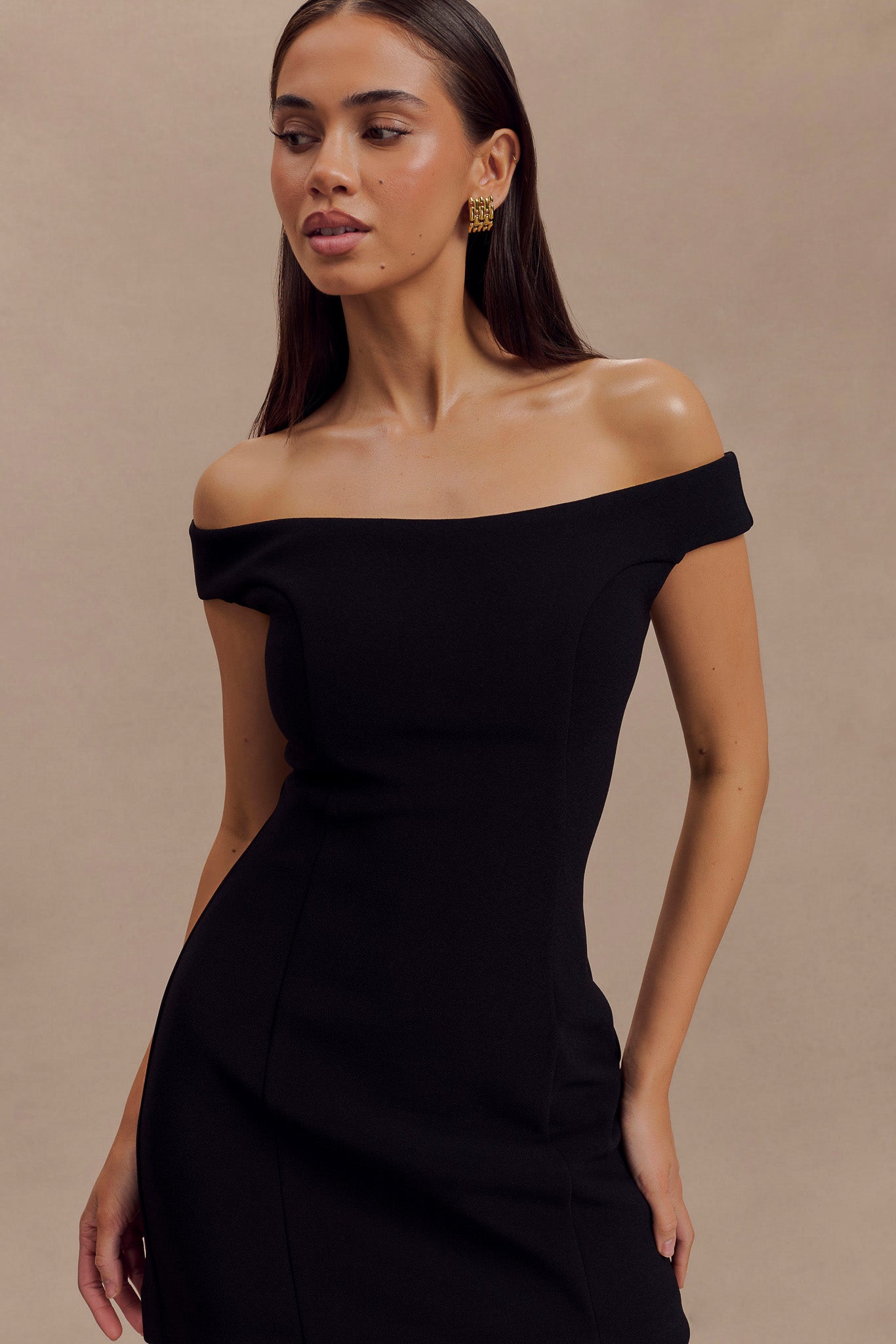 Vestido mini sin hombros Cassidy Crepe - Negro
