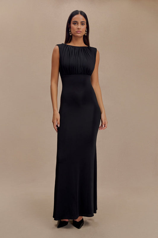 Vestido largo tipo sirena Malia con frunces en negro