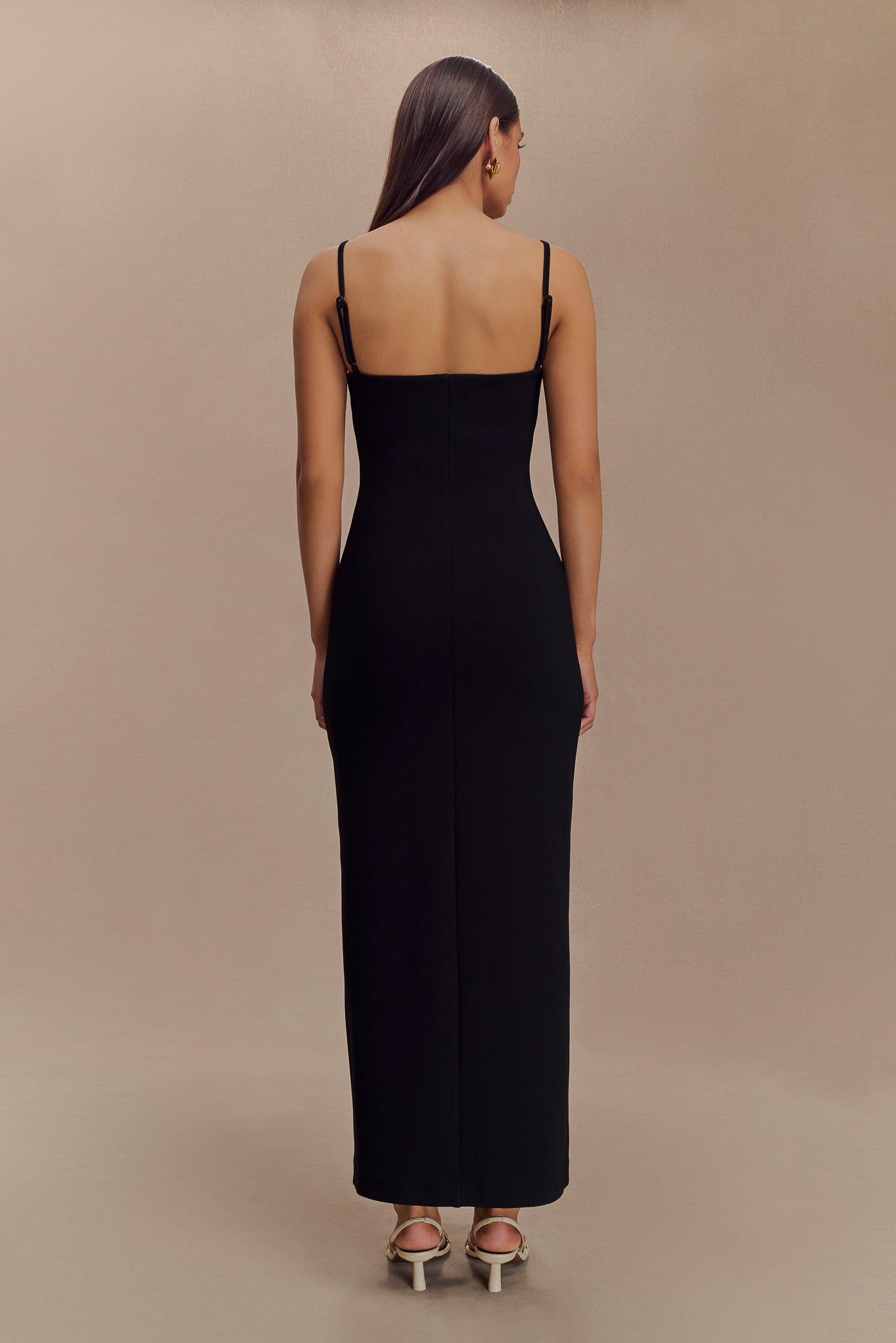 Vestido Maxi de Crepé Delia - Negro