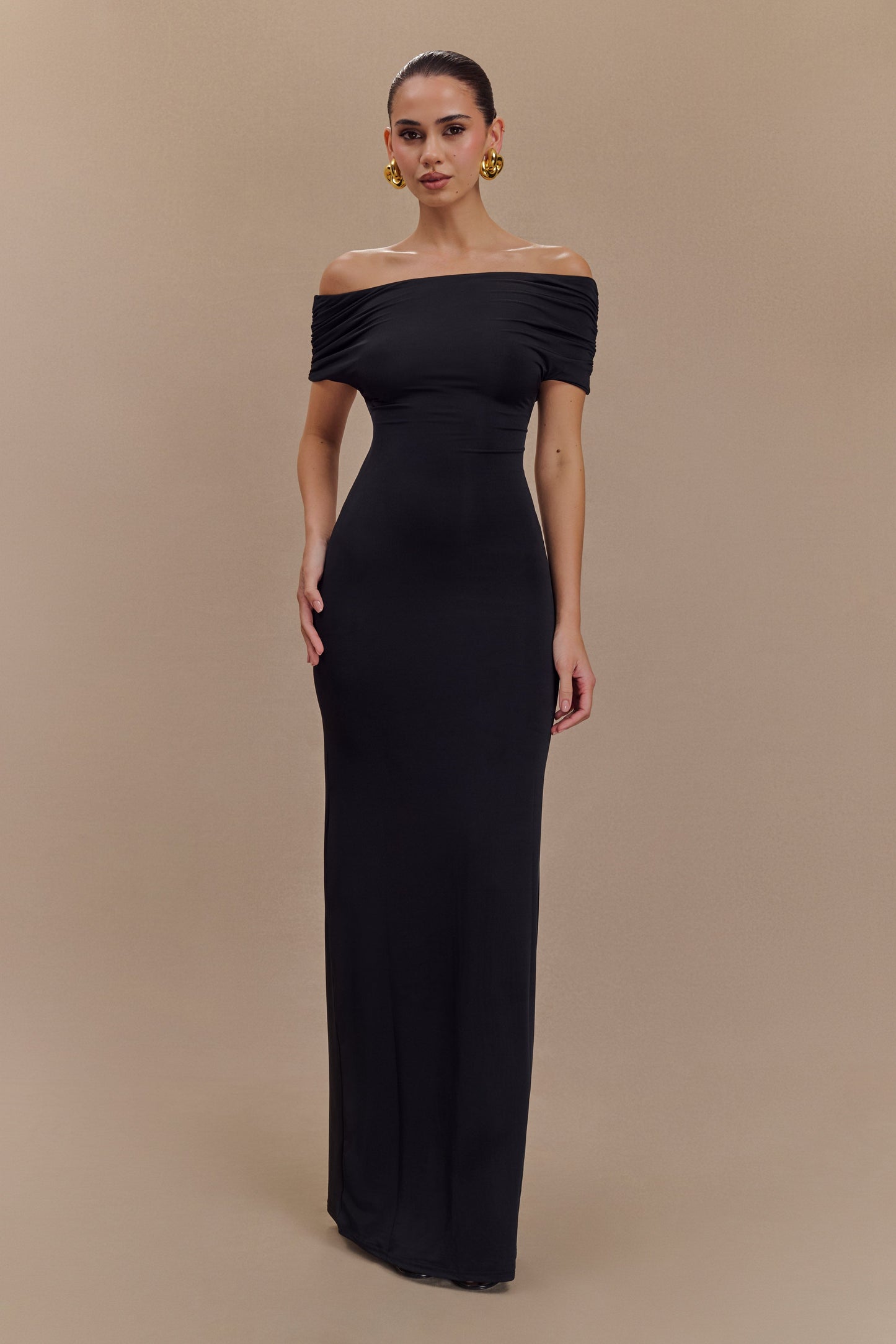 Vestido largo ajustado y sin hombros Imogen - Negro