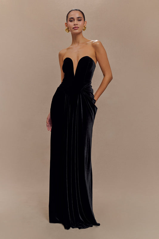Vestido largo sin tirantes de terciopelo Paige - Negro