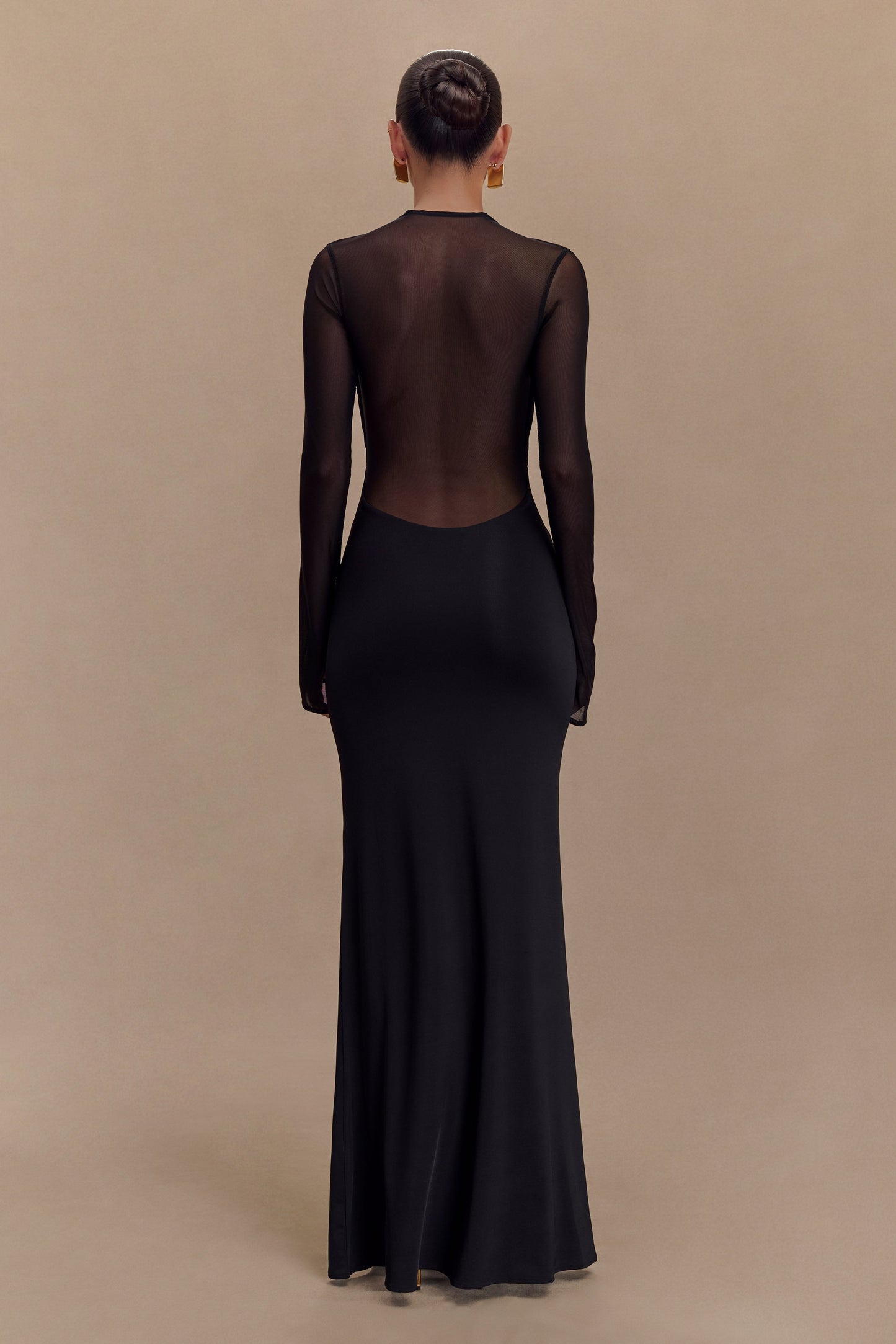 Vestido largo maxi de manga larga con lycra y malla Tania en negro