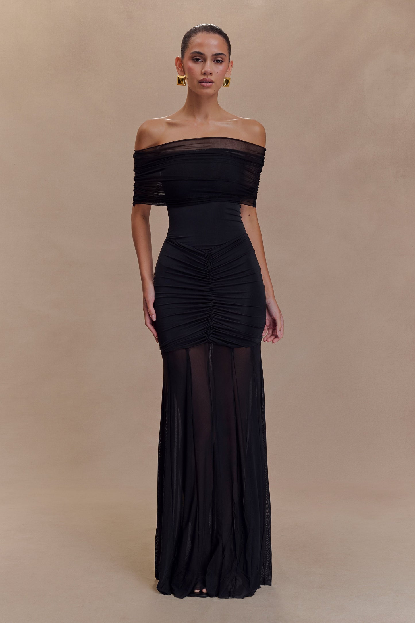 Vestido largo de verano negro con escote caída y malla Caspian Slinky