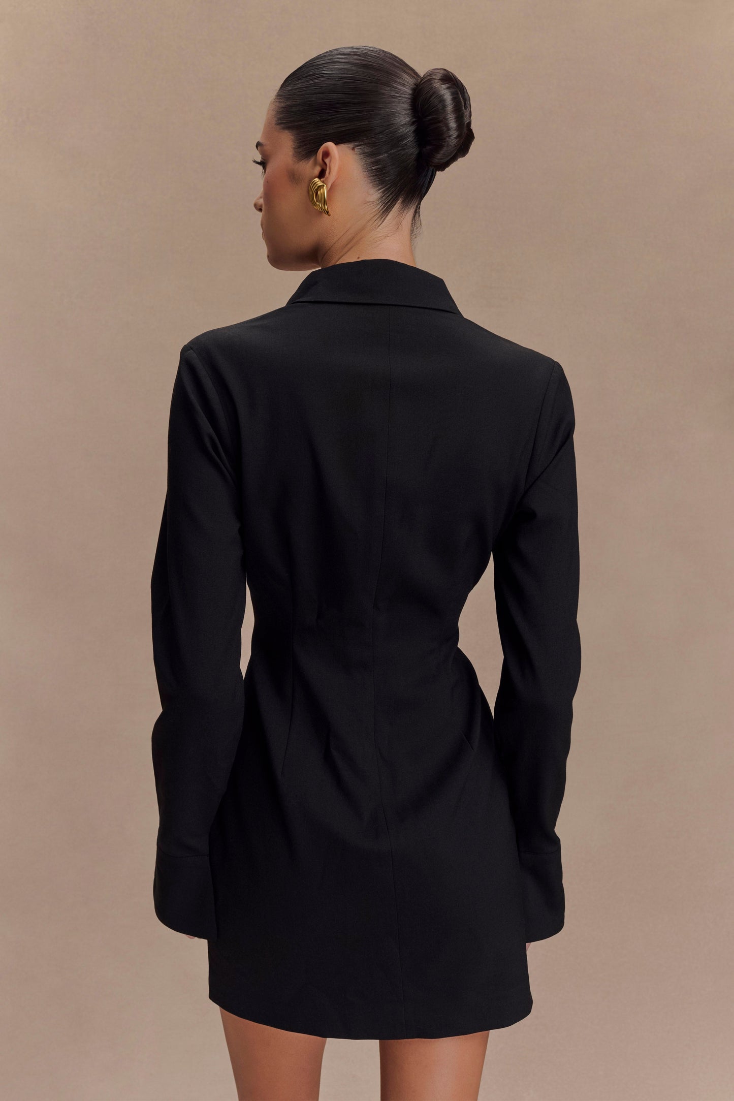 Vestido Mini Camisa Ajustada Dorian - Negro