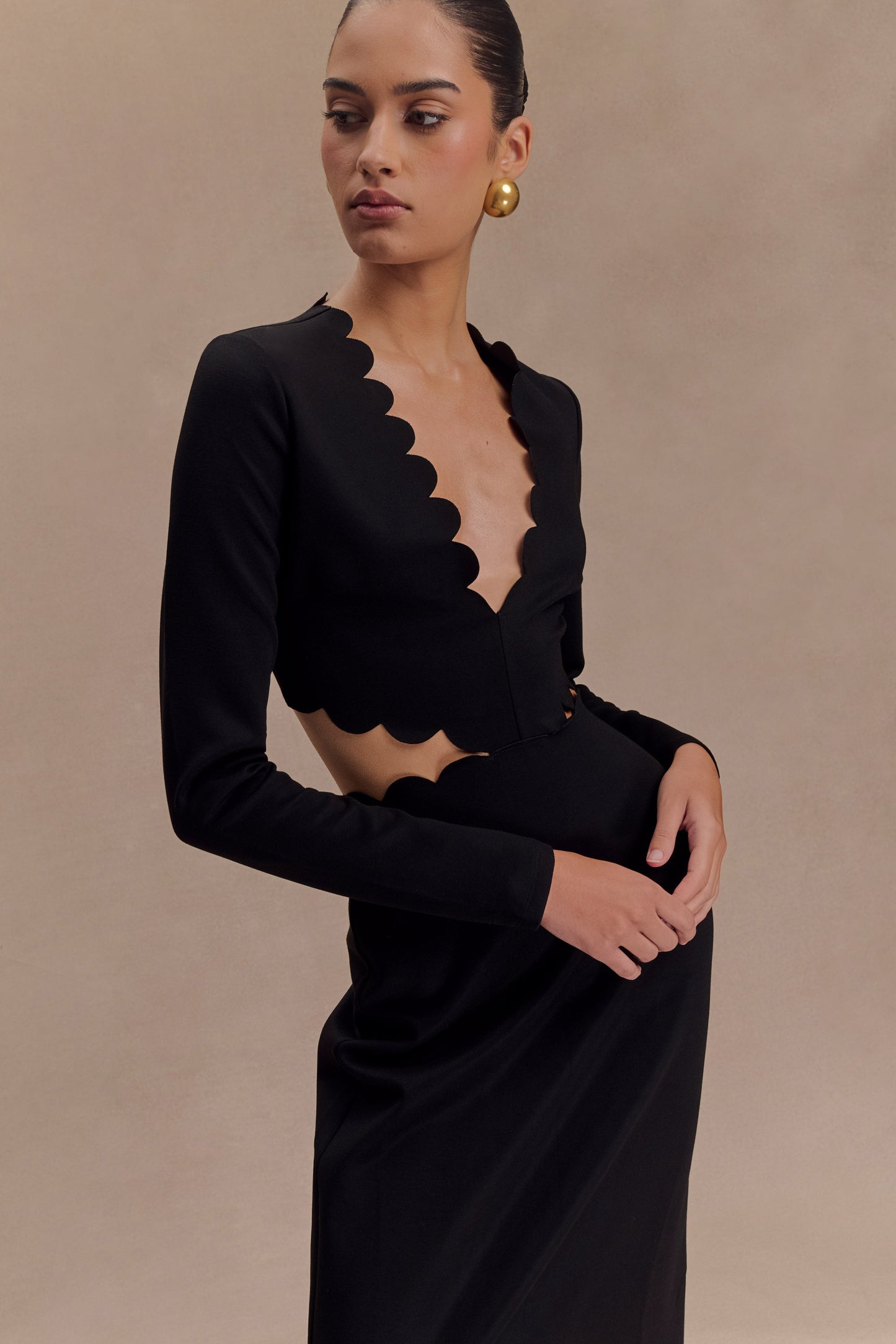 Vestido maxi de tirantes con ribetes Cynthia - Negro