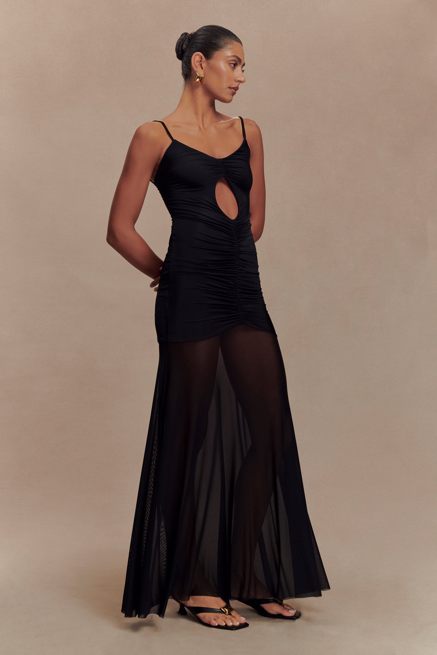 Vestido maxi de malla y bronceador Delaney Slinky - Negro