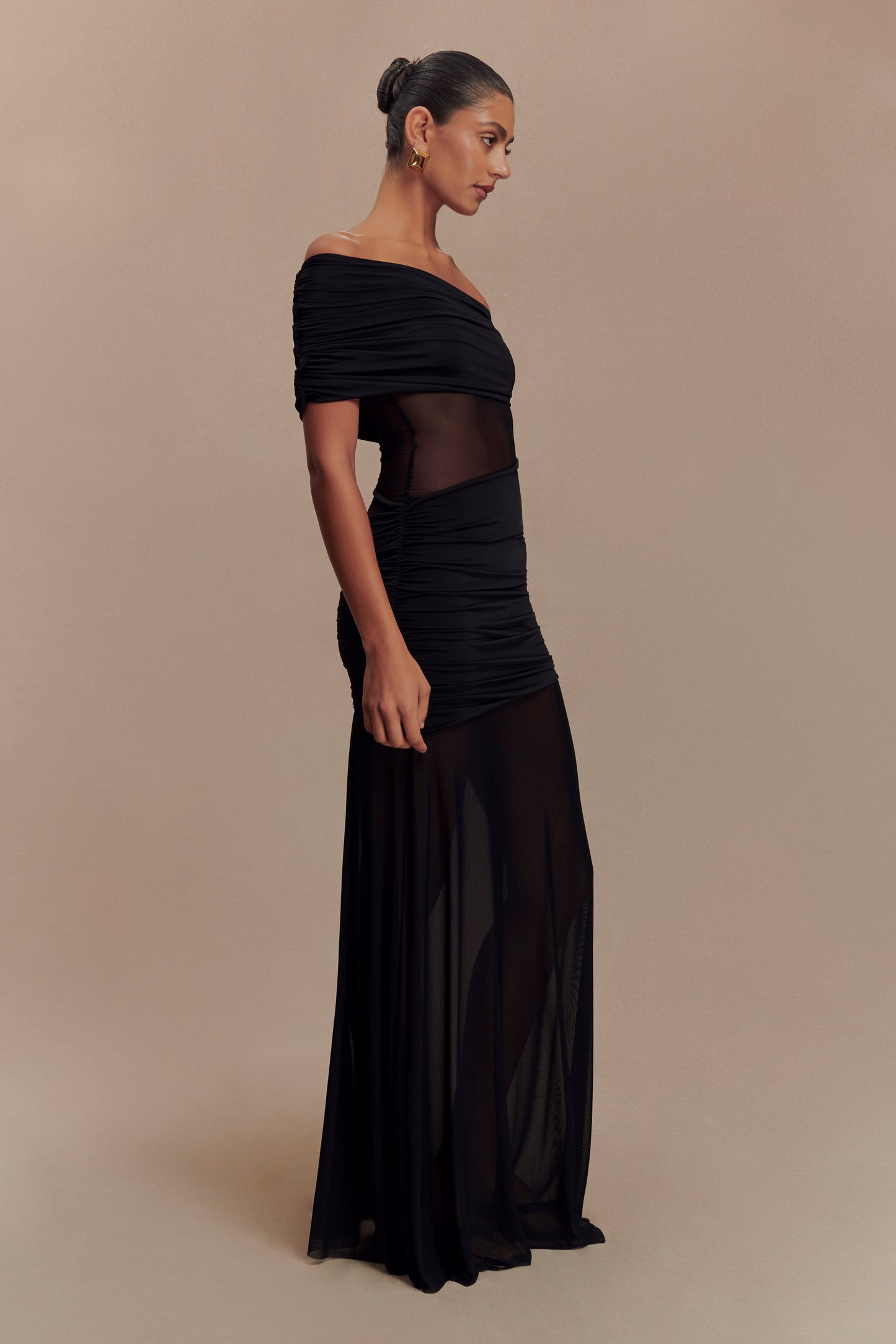 Vestido Maxi de Red con Un Hombro de Malla Dallas