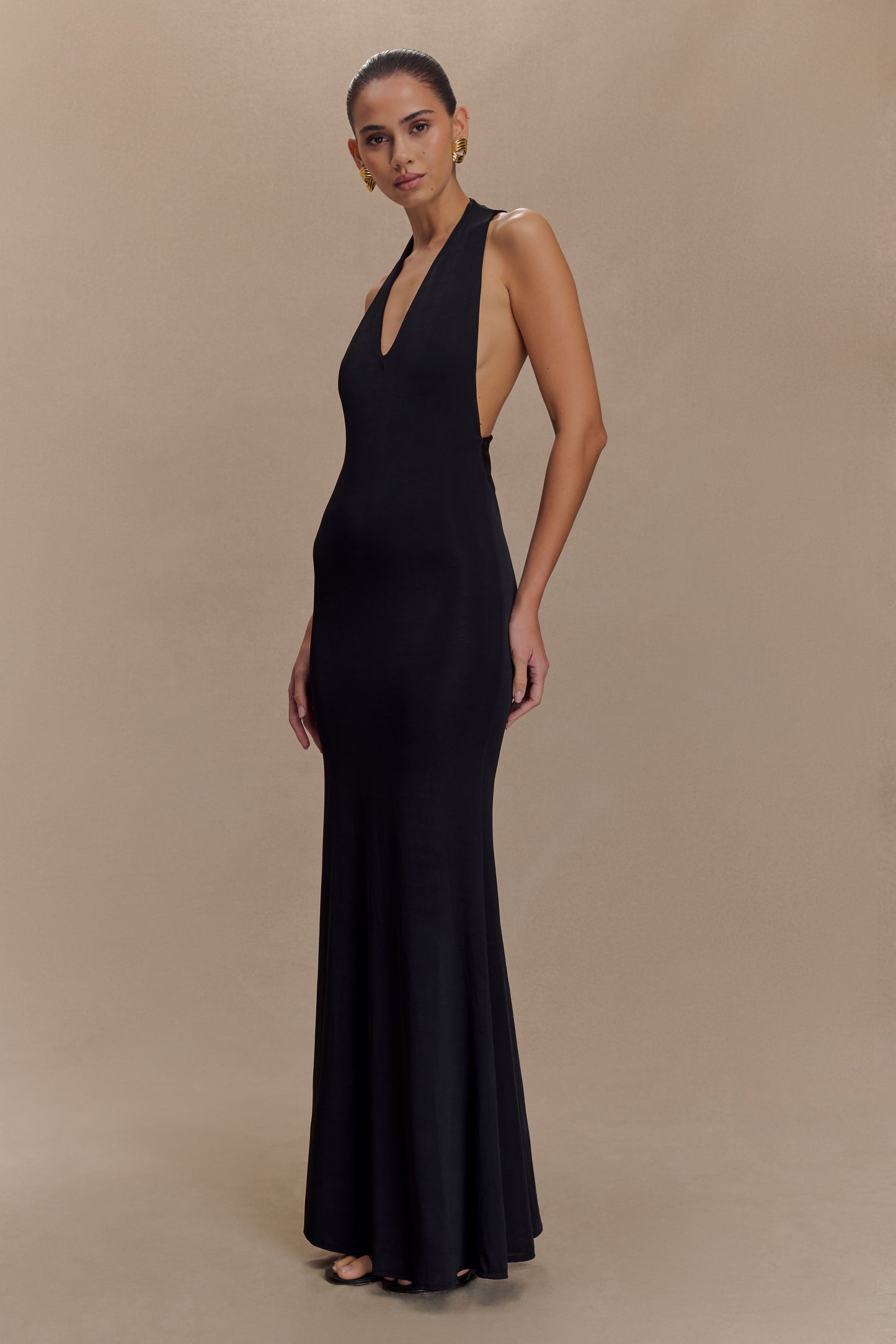 Vestido largo negro Elke Slinky con escote en V