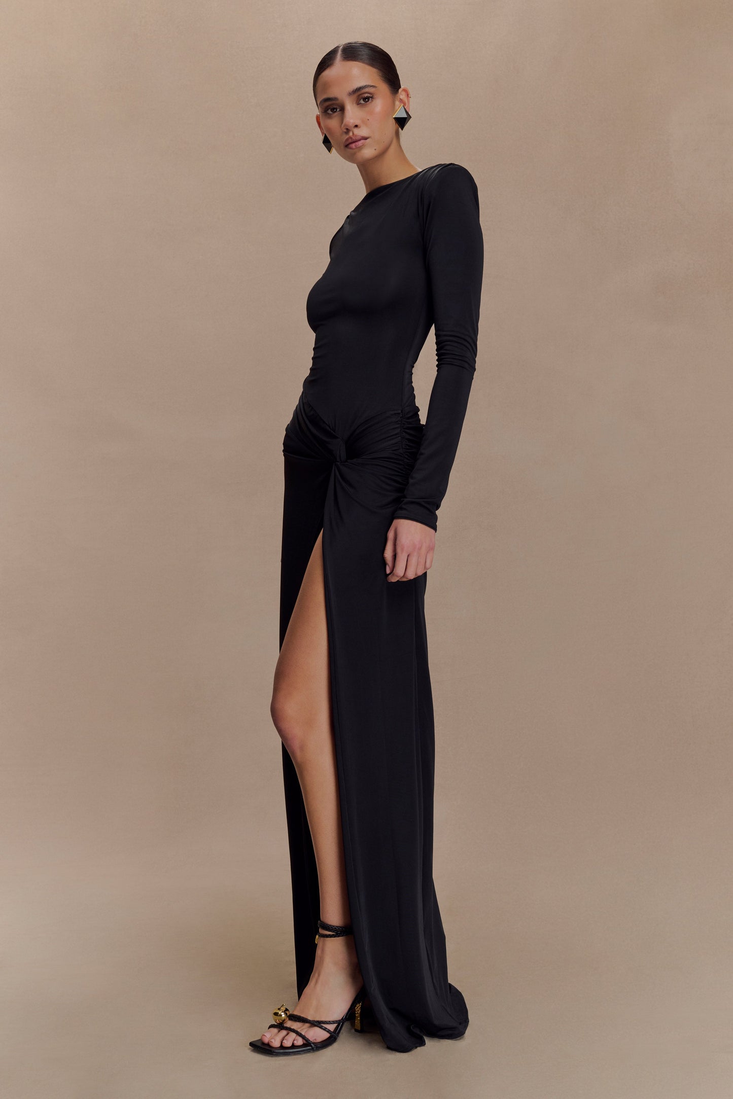 Vestido largo de manga larga con fruncido Deanna - Negro