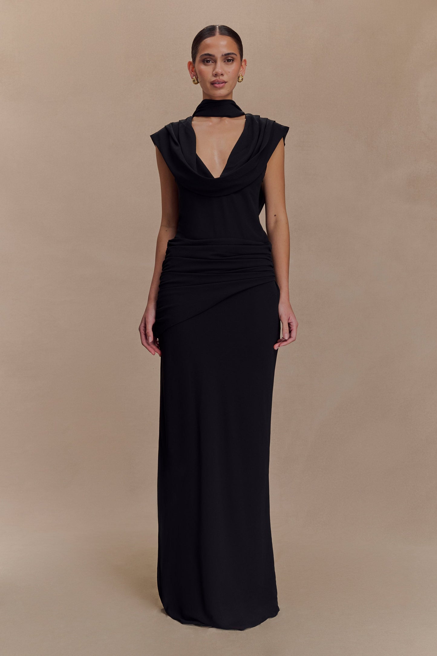 Vestido maxi de gasa Giulia Draped en negro