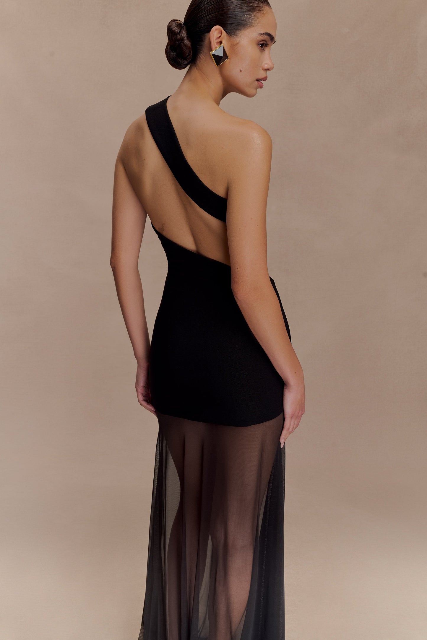 Vestido largo de malla con recortes Vashti - Negro