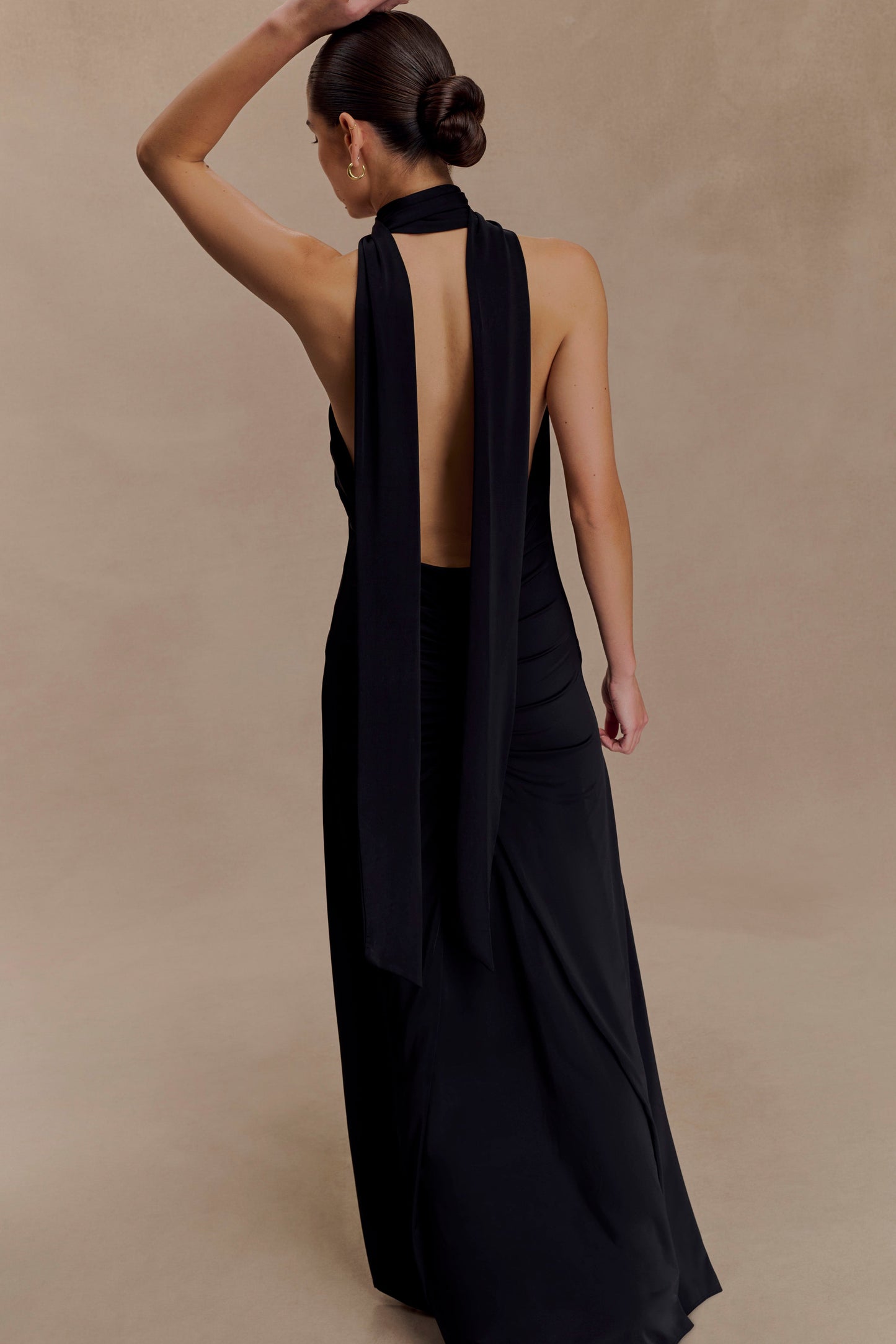 Vestido Maxi Slinky Juliet Con Bufanda - Negro