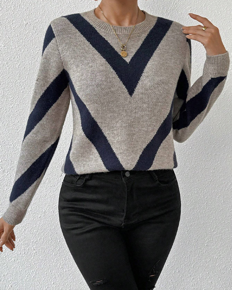 Blusa con características impresas de geometría y cuello redondo