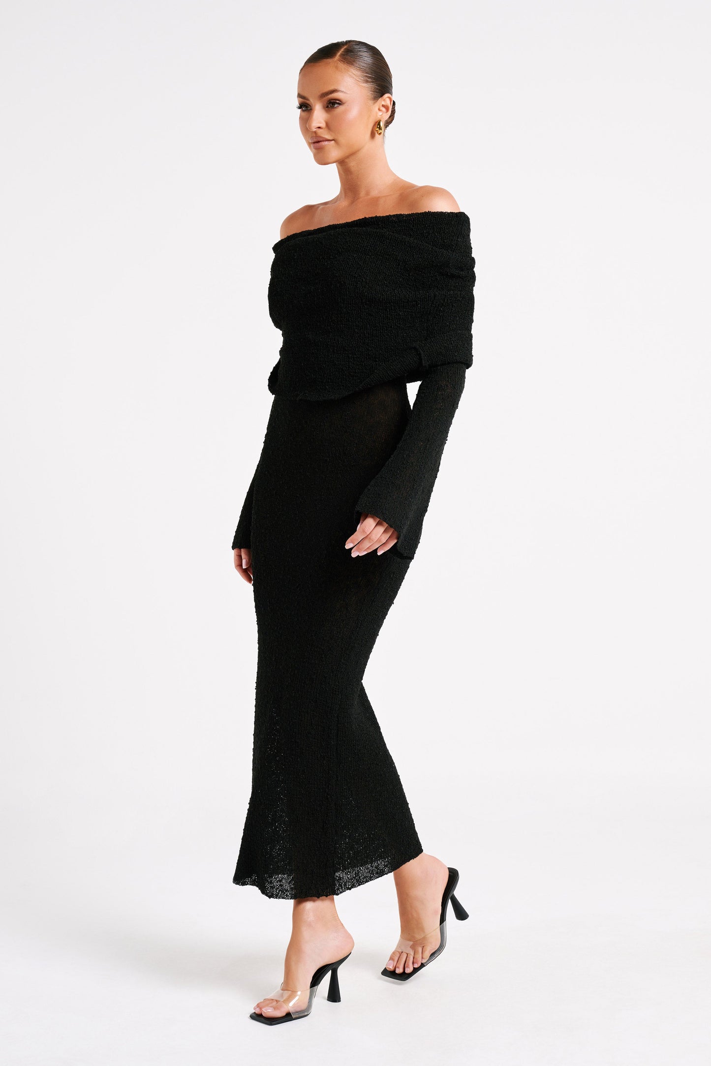 Vestido largo de boucle con hombros descubiertos Marisol - Negro