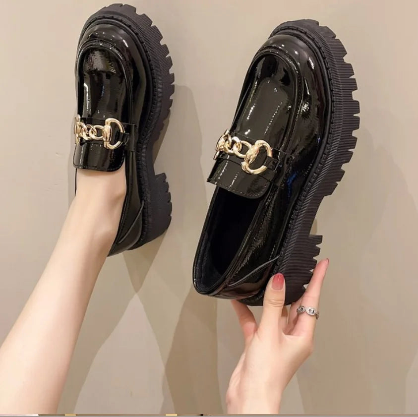 Alma – Mocasines Elegantes de Cuero